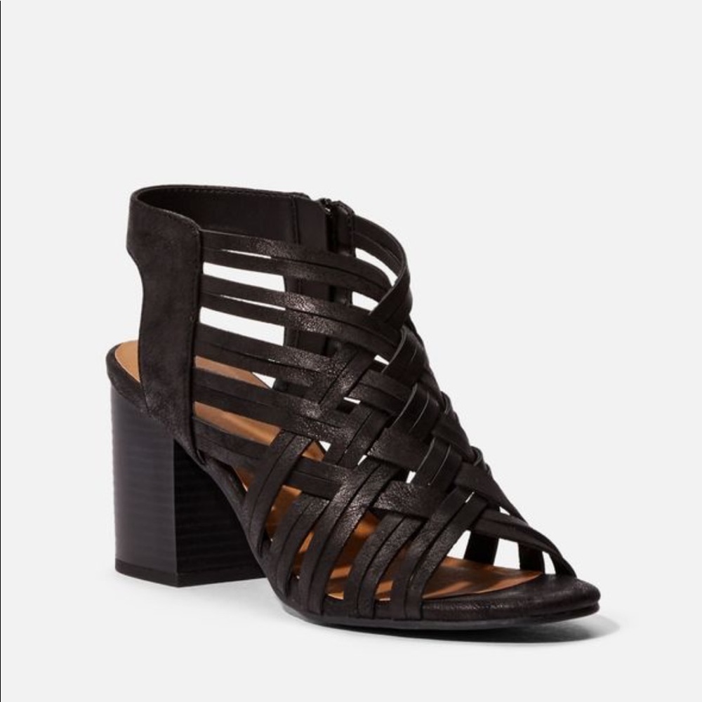 Tiyah caged heeled sandal